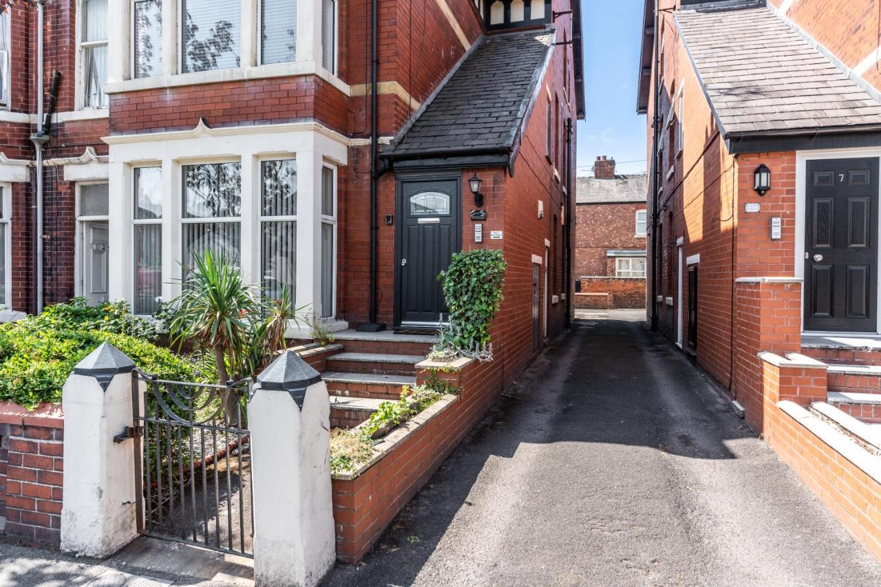 St David'S - Stylish 2 Bed Apartment, Free Parking, Close To Beach Lytham St. Annes Eksteriør bilde
